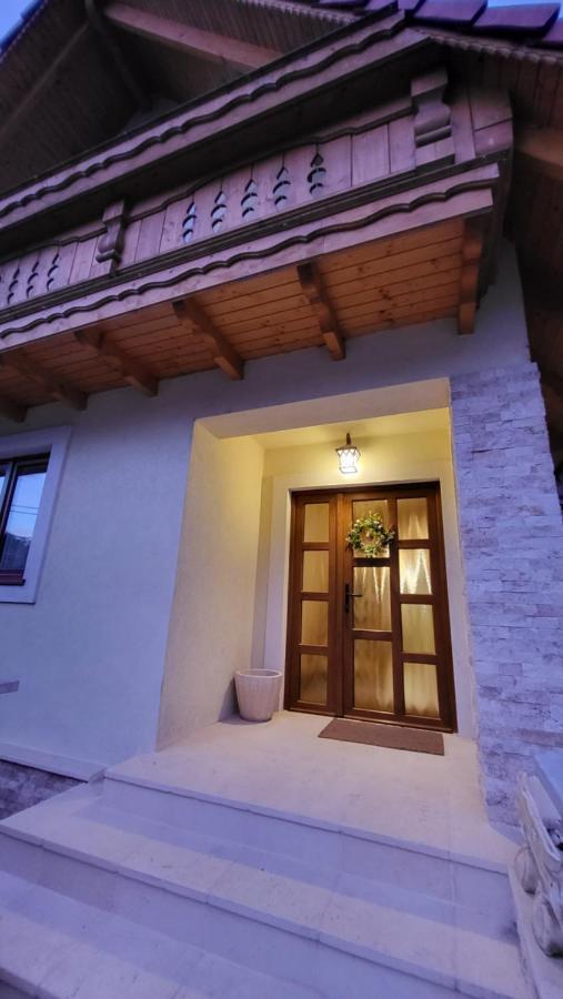 Casa Hetrea Villa ซิวิโชอารา ภายนอก รูปภาพ