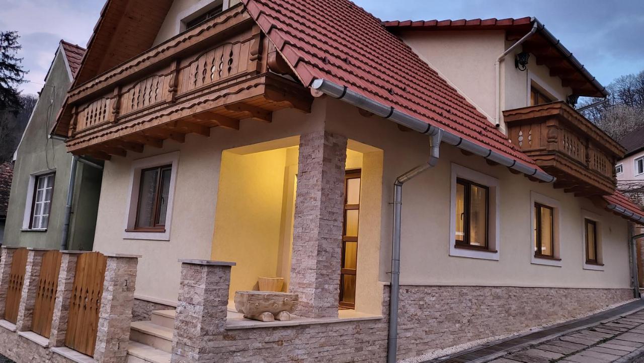 Casa Hetrea Villa ซิวิโชอารา ภายนอก รูปภาพ