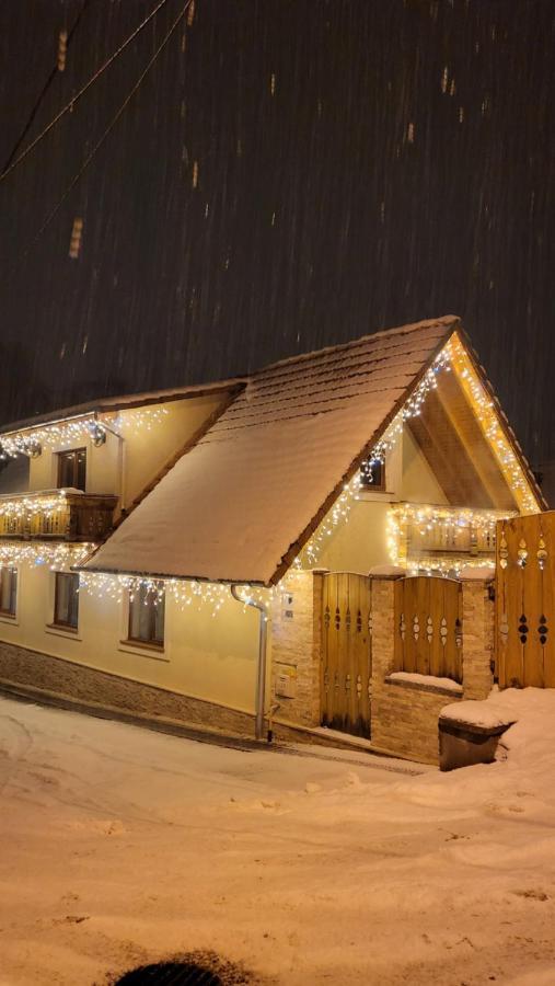 Casa Hetrea Villa ซิวิโชอารา ภายนอก รูปภาพ