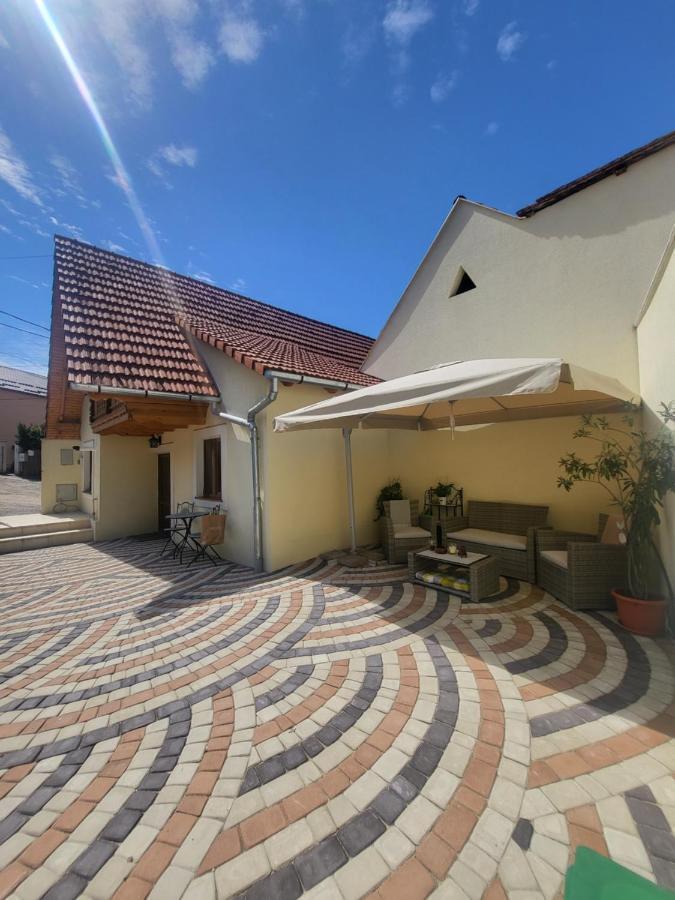 Casa Hetrea Villa ซิวิโชอารา ภายนอก รูปภาพ