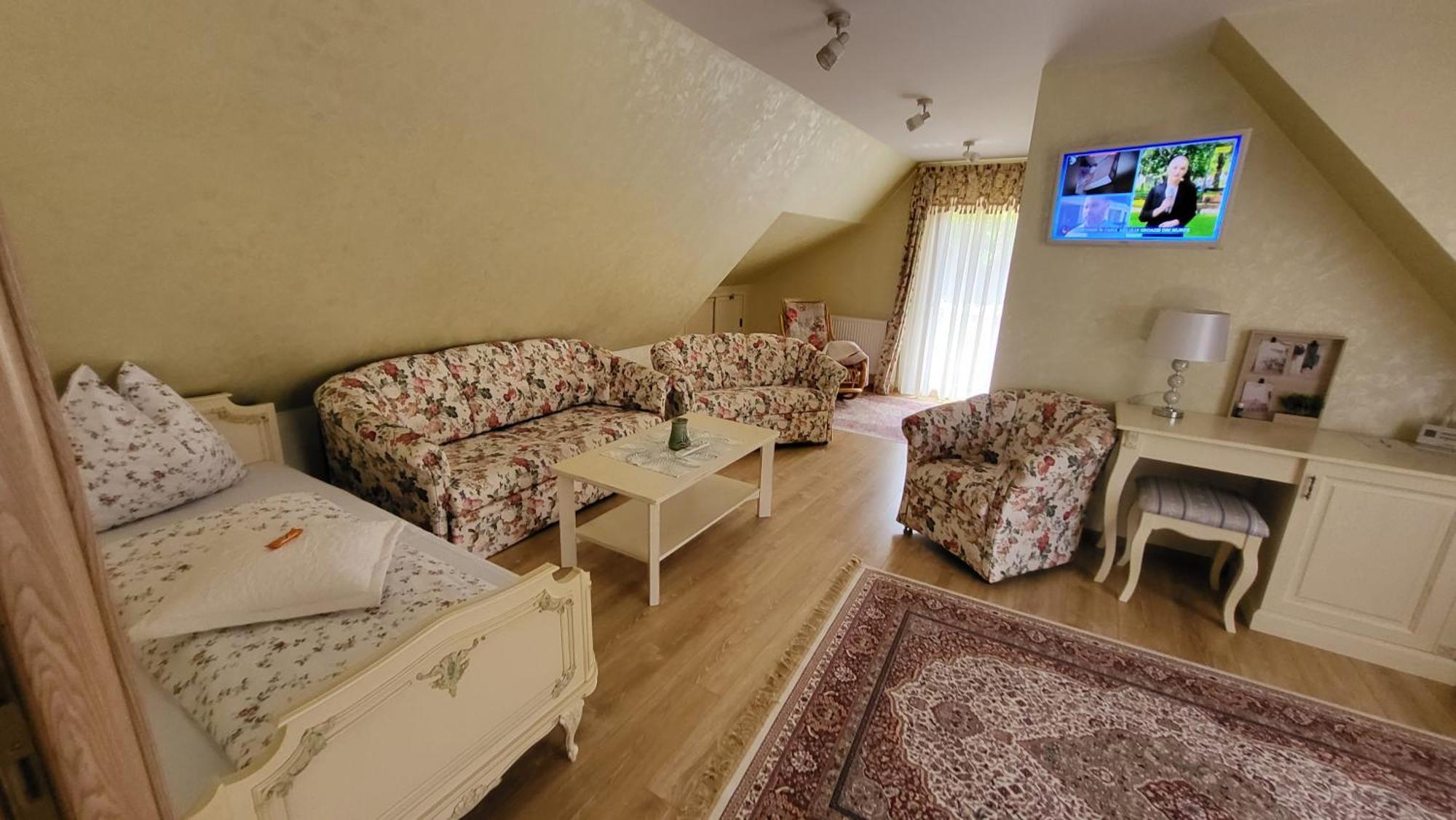 Casa Hetrea Villa ซิวิโชอารา ภายนอก รูปภาพ